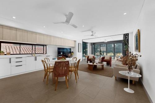 The Salisbury Coastal Residence