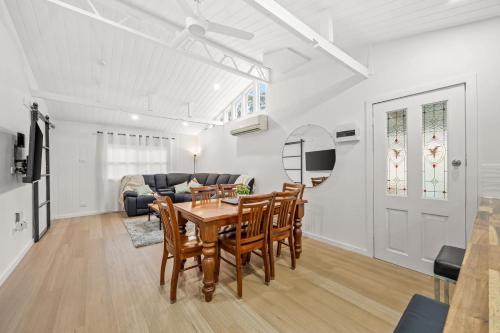 What-A-View Cottage Halls Gap