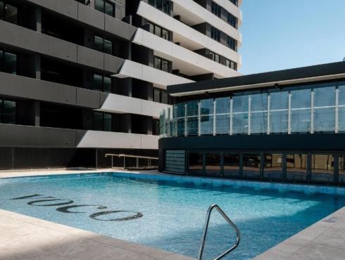 Lux Lakeside Stay