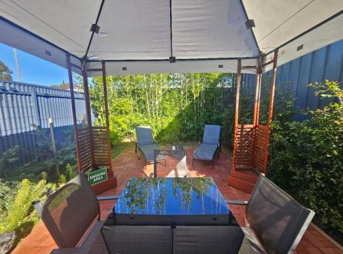North Adelaide Cottage, Festival Theatre, Adelaide Oval, Football, Golf, Walk to Zoo and Botanic Gardens