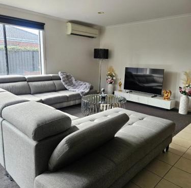 Charming 3BR Getaway Spacious & Relaxing