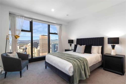 Luminesque Skyhome Stunning Views 2 Carparks