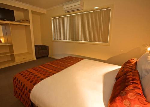 Hibernian Hotel