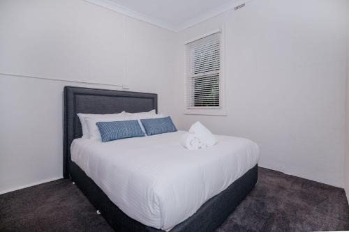 Upper Bliss - Family-Friendly 4BR by the Park