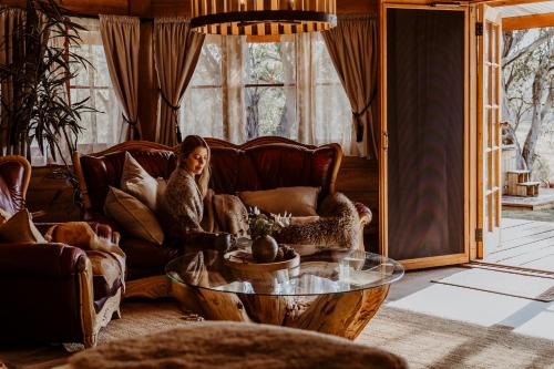 Kallarroo Farmstay - Secluded Retreat in Snowy Mountains