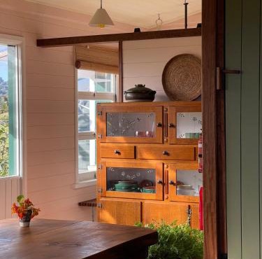Spurfield Barn with valley views