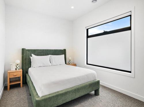 Brand-New 3-Bed Townhouse in Pascoe Vale