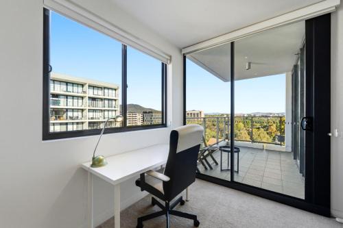 Charming 2BR Apartment Near Canberras Attractions