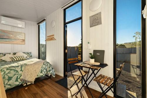 Rivergum Lodge by Tiny Away