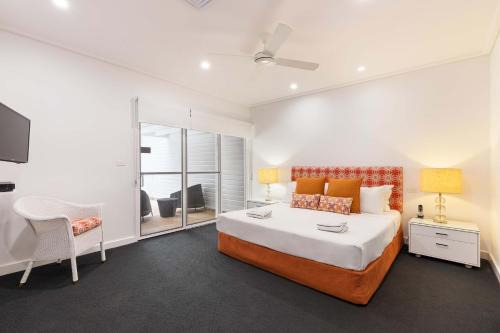 Mirage Resort Villa 416 with access to Sheraton Facilities