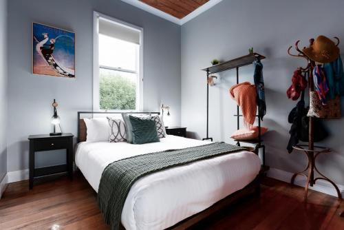 Work & Wander | Cottage w/Dedicated Office