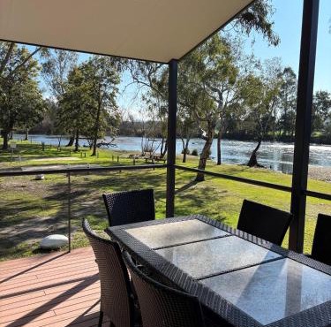 Breakaway Twin Rivers Caravan Park