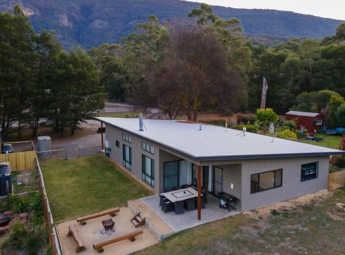 Cheeky Emu Spacious Family Accommodation Halls Gap