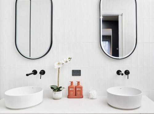 Sunbury Luxury - The Perfect Family Entertainer
