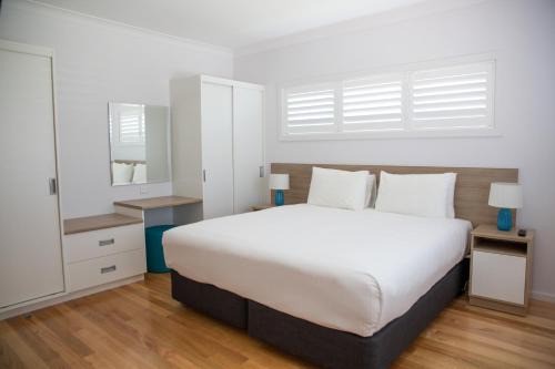 Amooran Oceanside Apartments and Motel