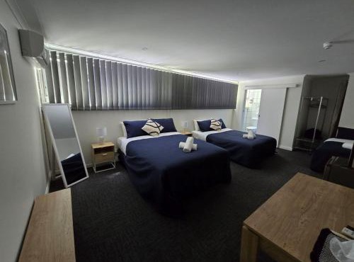 Warners Bay Hotel
