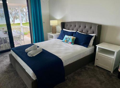 Saunders Beach Holiday House