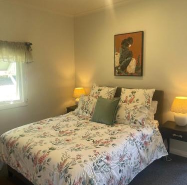Yarra Fox Farm Cottage Farmstay