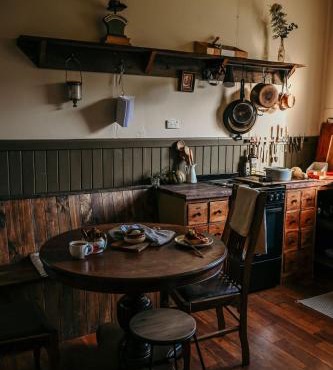 Two Brothers' Cabin