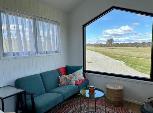 Self-contained tiny home on acreage - 16 Belleview Dr