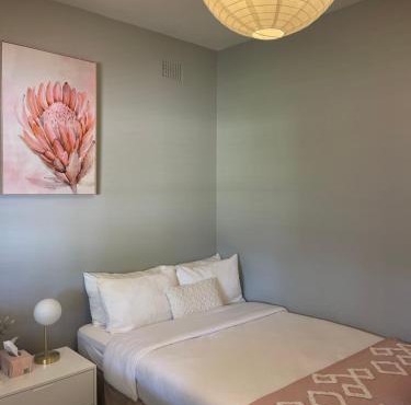 Charming & Cozy 2BR Cottage