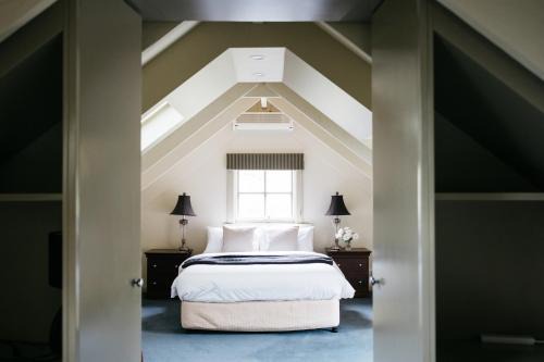 Lawson Lodge Country Estate