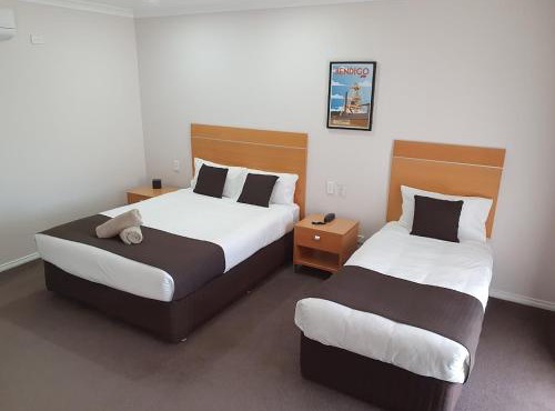 Golden Reef Motor Inn