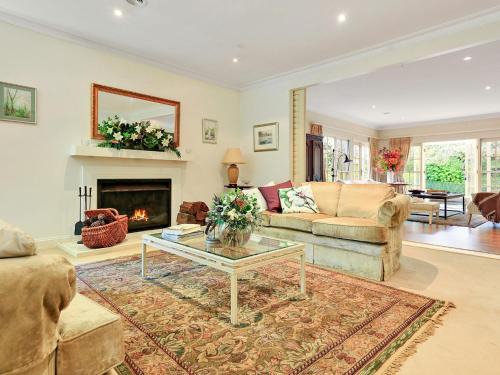 Mirrabooka Burrawang Beautiful Acres Of Gardens The Highlands 